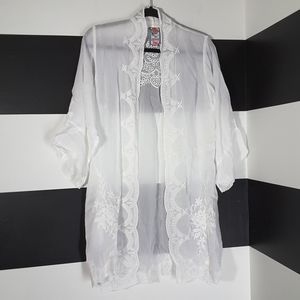 JOHNNY WAS White Tonal Floral Embroidered Kimono Size S 🎇